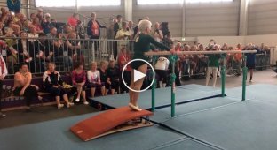 91-летняя гимнастка, заслуживающая уважения