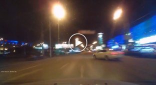 Пьяный водитель разбил припаркованные автомобили у Ocean Plaza в Киеве