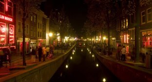 Королевство Нидерланды: Квартал красных фонарей, Амстердам (22 фото)