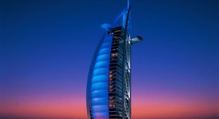 Интерьер отеля Burj Al-Arab в Арабских Эмиратах (14 фото)