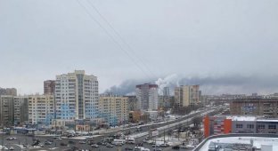 В Челябинске прогремел взрыв. Над городом дым, под завалами могли остаться люди (5 фото)