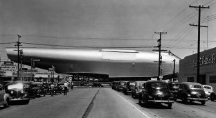 Как Говард Хьюз построил из дерева самый большой самолет в истории (18 фото)