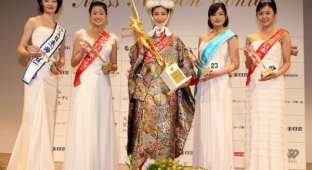 В Токио прошел конкурс Мисс Япония 2010 (9 фото)
