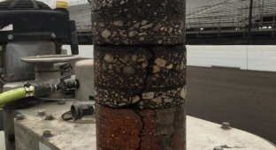 48-сантиметровая проба грунта на американской гоночной трассе «Индианаполис Мотор Спидвей» (2 фото)