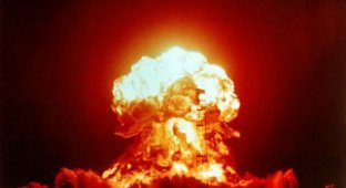 Атомные взрывы (45 фото)