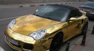  Золотой автомобиль (9 фото)