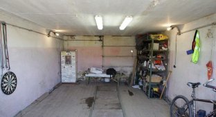 Обычный гараж приукрасили в стиле Road to hell (25 фото)