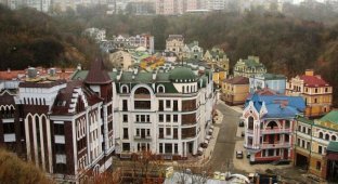 Элитный "город-призрак" в центре Киева (22 фото + видео)