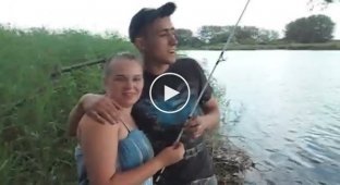 В Воронежской области девушка на рыбалке выловила обручальное кольцо