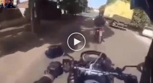 Погоня за мотоциклом в Бразилии
