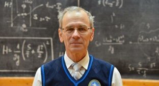 Одесский учитель физики собрал больше 8 миллионов просмотров на YouTube (4 фото + 1 видео)