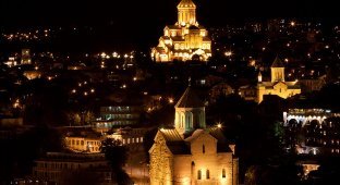 Ночной Тбилиси (19 фото)