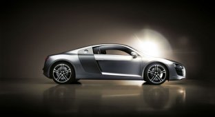 Audi R8 (24 фотографии)