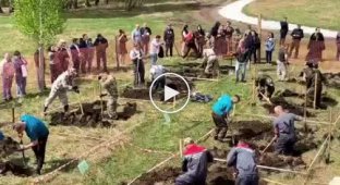 В Новосибирской области прошли соревнования по скоростному выкапыванию могил