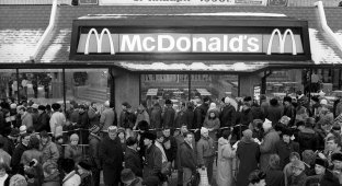 Как открывался первый «Макдоналдс» в СССР (20 фото)