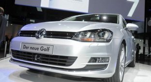 Компания Volkswagen представила новый Golf VII (79 фото + видео)