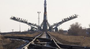 Запуск космического корабля «СоюзТМА22» (18 фото)