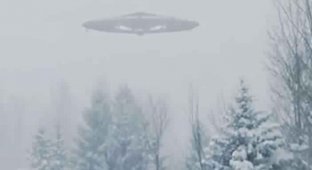 Над Эльбрусом было заснято на видео НЛО (2 фото + 1 видео)