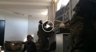 Киборги в Донецком аэропорту работают по русским боевикам