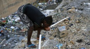 Источник эпидемии: использование воды на Гаити (6 фото)