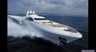 Яхта за 29 500 000 EUR (16 фотографий)