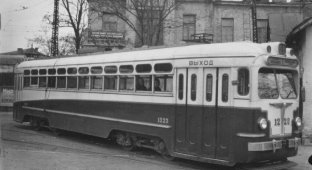 Лукьяновское трамвайное депо (3 фото)