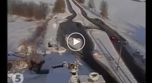 Видео обстрела террористами блокпоста сил АТО возле Волновахи (13 января 2015)