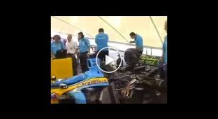 Звук мотора Renault F1
