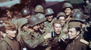 Вторая мировая война в цвете (93 фотографии)