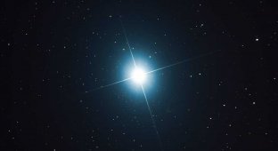 Самая яркая звезда в ночном небе (3 фото)