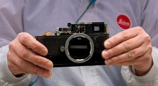Leica изнутри. Как собираются камеры (22 фото)