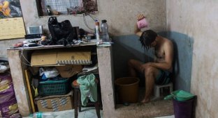 Жизнь в трущобах Мумбаи: репортаж очевидца (13 фото + 1 видео)