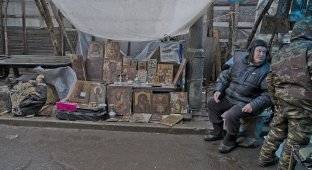 Как выглядит блошиный рынок в Москве (48 фото)