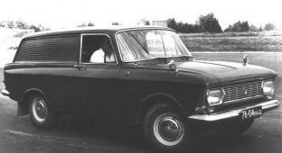 Кто ездил в СССР на автомобилях с правым рулем (2 фото)