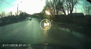 В Саранске погиб пассажир Мазды и вылетел двигатель