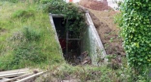 Девушка купила старый бункер и сотворила с ним невероятное (11 фото)