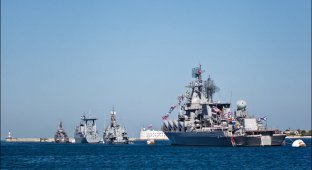 Парад в Севастополе ко Дню ВМФ (39 фото)