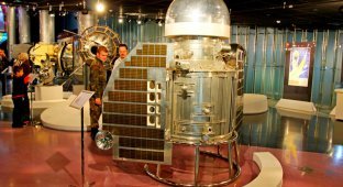 «Венера-1» первый в истории человечества космический аппарат к другой планете (8 фото + 2 видео)