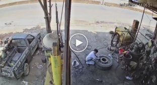 Взрыв колеса убил работника шиномонтажа