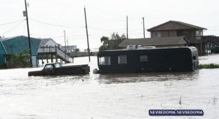 Последствия урагана Айк (30 фото)