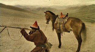 Глубокий феодализм в цвете Российский протекторат Монголия в 1913 (17 фото)
