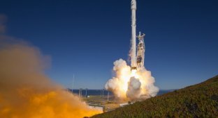 Впечатляющее фото недавней посадки SpaceX Falcon 9 на морскую платформу (10 фото)