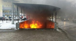 Пожар в подземном переходе в Воронеже (3 фото + видео)