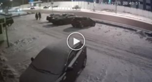 В Казани пьяный водитель снес двух пешеходов