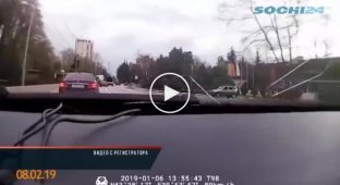 В Сочи автохам избил безногого водителя