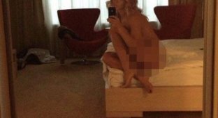 Хакеры опубликовали украденные голые фото Юлии Ковальчук и Алексея Чумакова (5 фото)