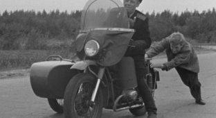 Культовые мотоциклы в СССР (8 фото)