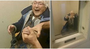 99-летняя голландка исполнила свою мечту, попав в тюремную камеру! (4 фото)