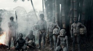 Дикие и полудикие племена в современном мире (49 фото)