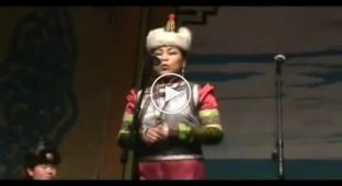 Горловое пение Монголськой певицы